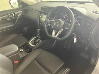 2018 Nissan X Trail - Thumbnail