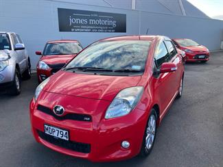 2009 Toyota Vitz - Thumbnail