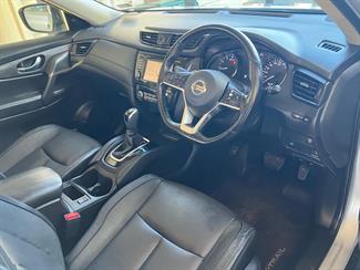 2022 Nissan X Trail - Thumbnail