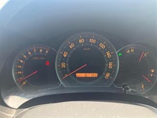 2005 Toyota Caldina - Thumbnail