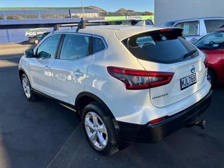 2019 Nissan Qashqai - Thumbnail