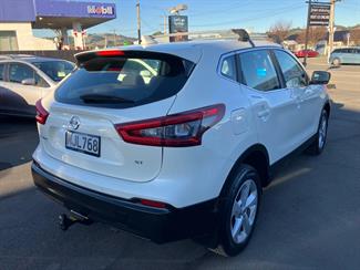 2019 Nissan Qashqai - Thumbnail
