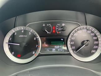 2013 Nissan Pulsar - Thumbnail