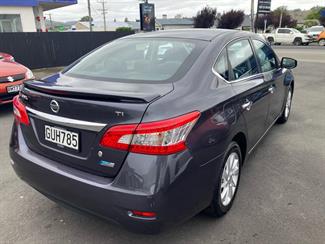 2013 Nissan Pulsar - Thumbnail