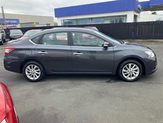 2013 Nissan Pulsar - Thumbnail