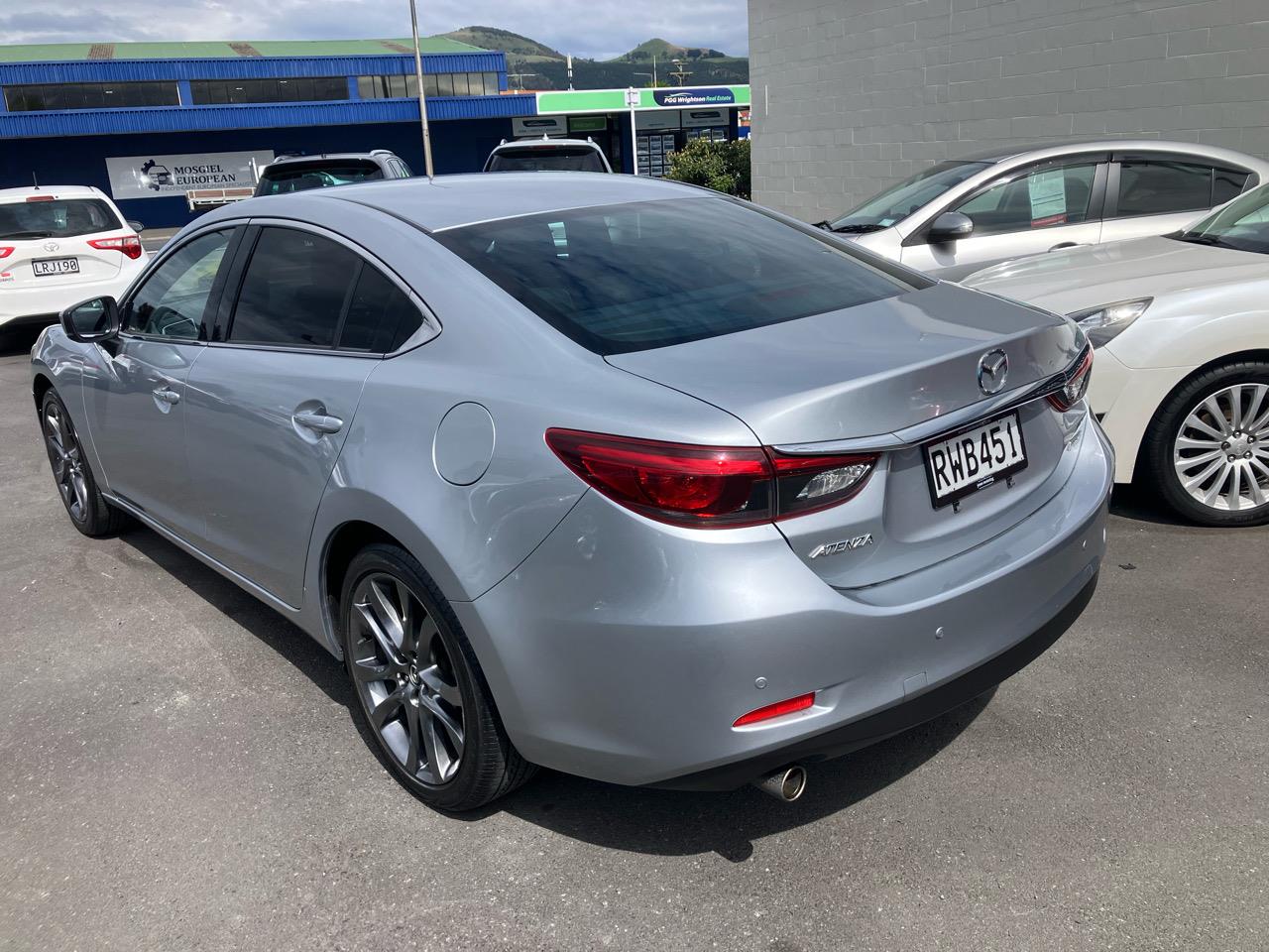2017 Mazda Atenza