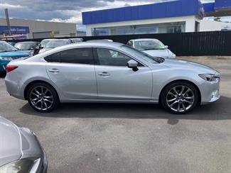 2017 Mazda Atenza - Thumbnail