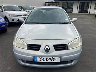 2004 Renault Megane - Thumbnail