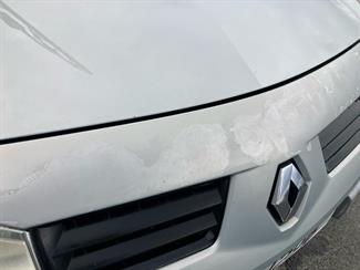 2004 Renault Megane - Thumbnail