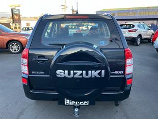 2008 Suzuki Grand Vitara - Thumbnail