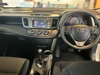 2014 Toyota Rav4 - Thumbnail