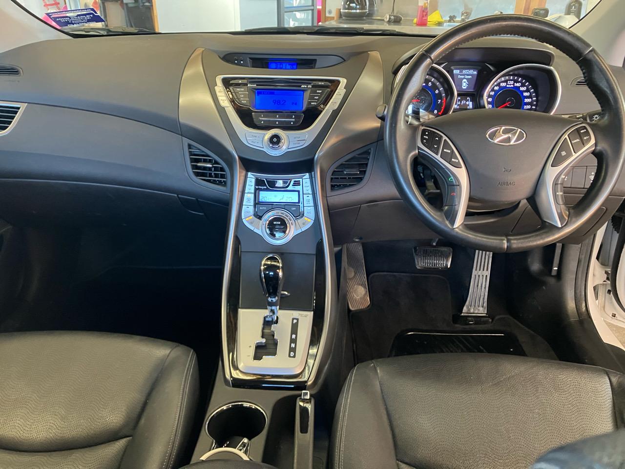 2012 Hyundai Elantra