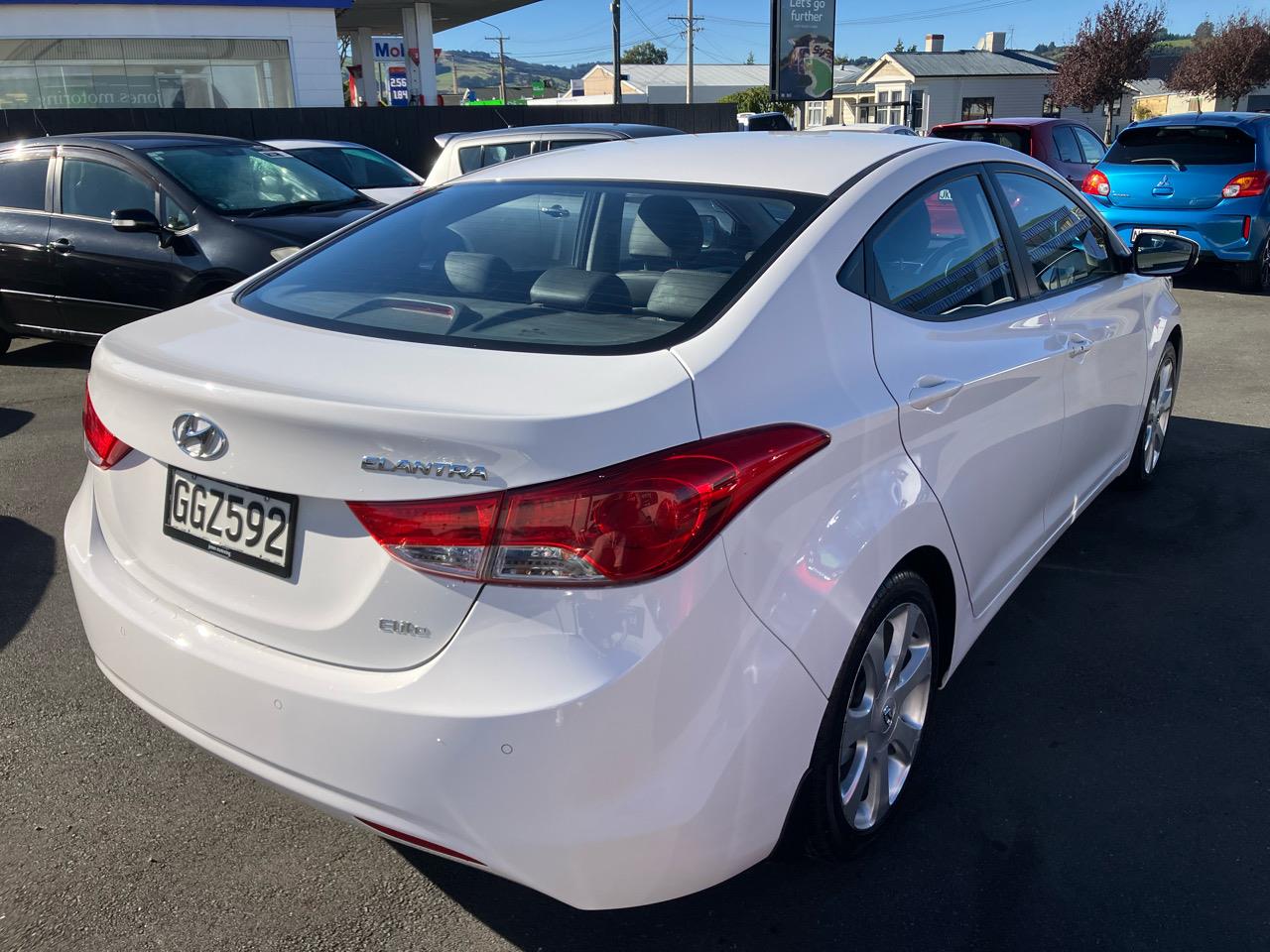 2012 Hyundai Elantra