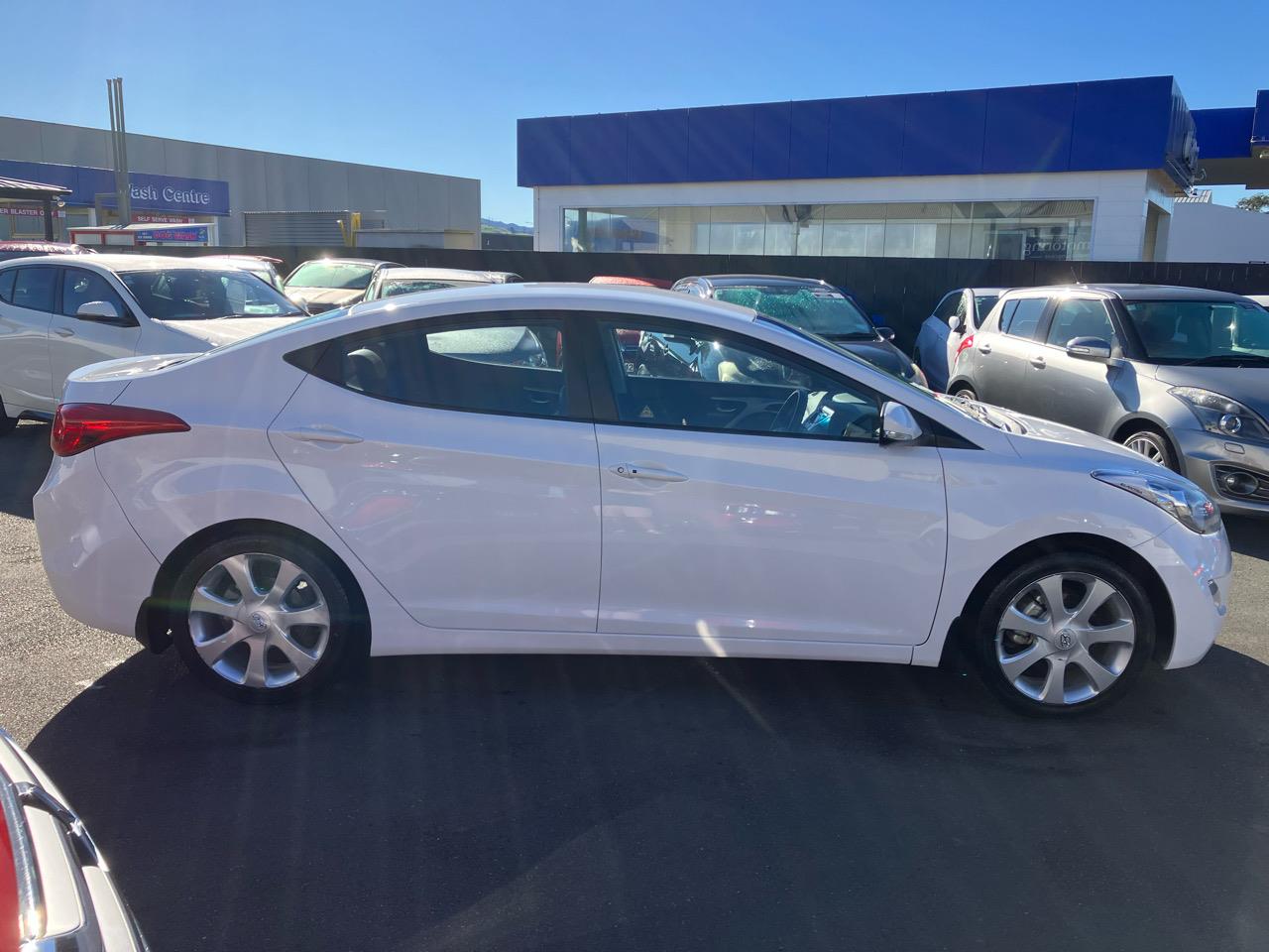 2012 Hyundai Elantra