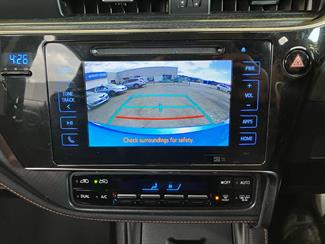 2017 Toyota Corolla - Thumbnail