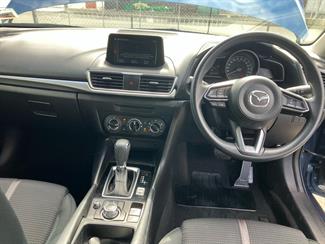 2019 Mazda Mazda3 - Thumbnail