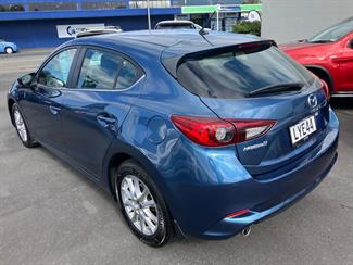 2019 Mazda Mazda3 - Thumbnail