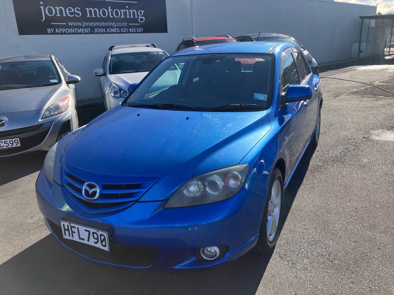 2005 Mazda Axela