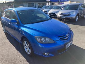2005 Mazda Axela - Thumbnail