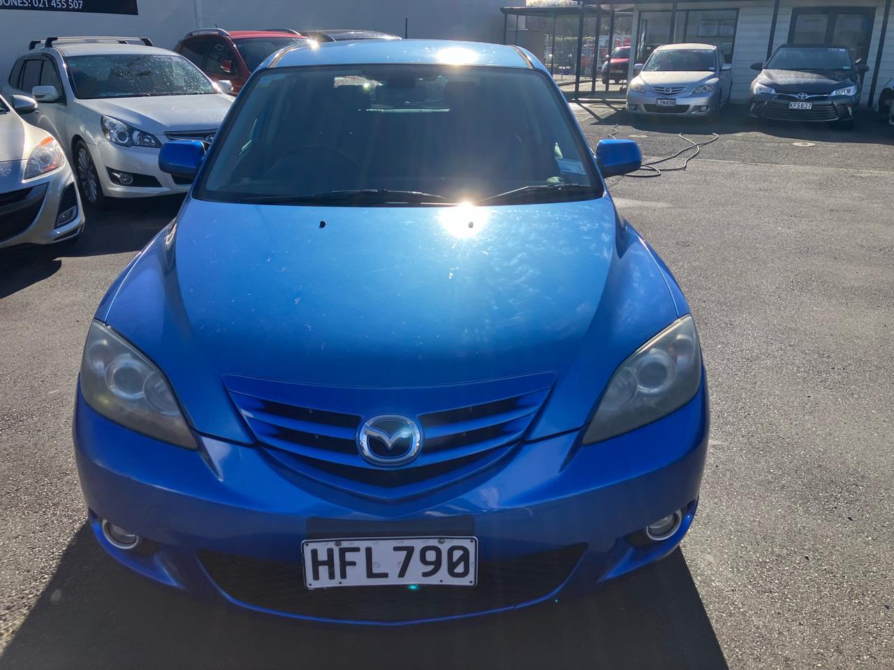 2005 Mazda Axela