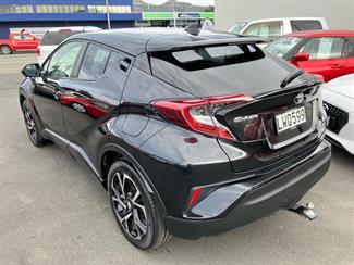 2018 Toyota C-Hr - Thumbnail