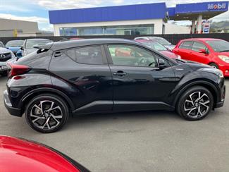 2018 Toyota C-Hr - Thumbnail