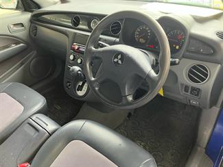 2002 Mitsubishi Airtrek - Thumbnail