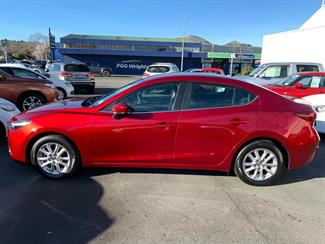 2018 Mazda Mazda3 - Thumbnail