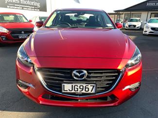 2018 Mazda Mazda3 - Thumbnail