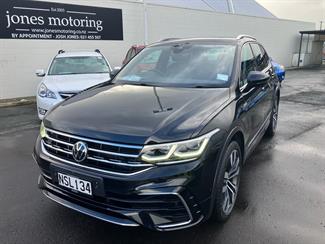 2021 Volkswagen Tiguan - Thumbnail