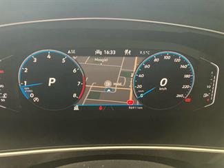 2021 Volkswagen Tiguan - Thumbnail
