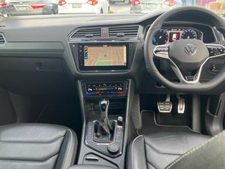 2021 Volkswagen Tiguan - Thumbnail