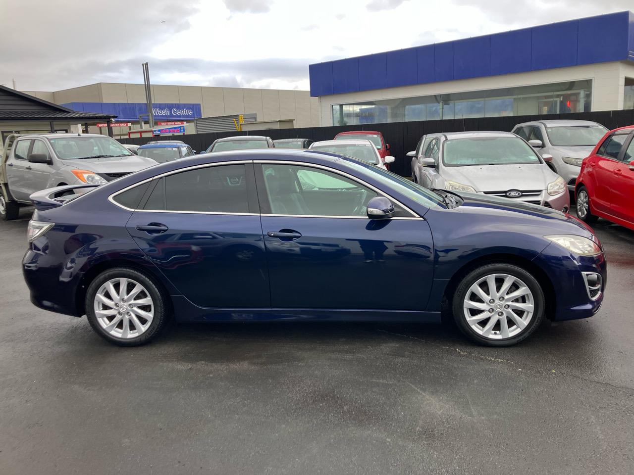 2010 Mazda Atenza