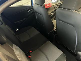 2017 Mazda Mazda2 - Thumbnail