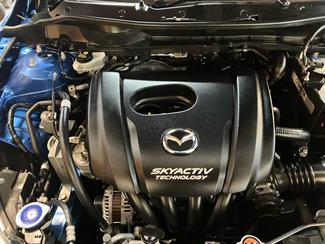 2017 Mazda Mazda2 - Thumbnail