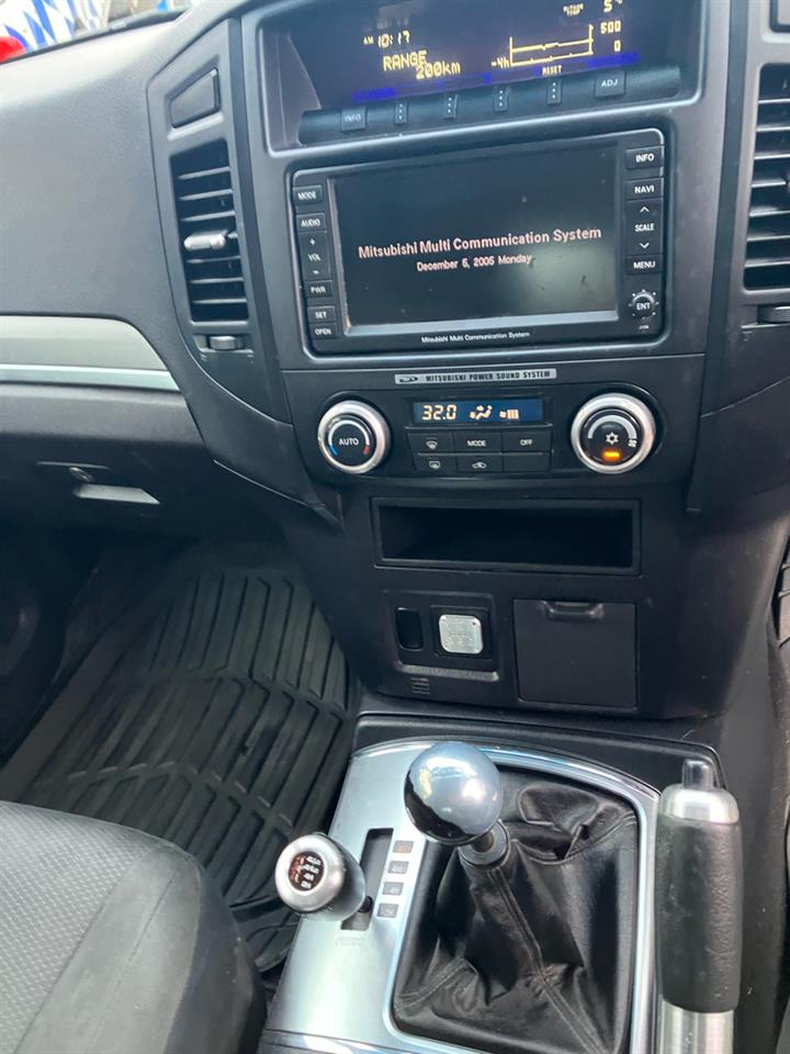 2008 Mitsubishi Pajero