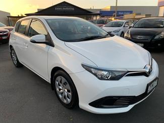 2016 Toyota Corolla - Thumbnail