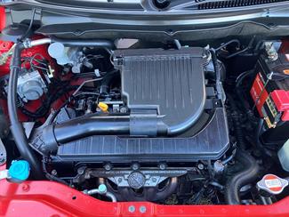 2011 Suzuki Swift - Thumbnail