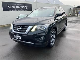 2019 Nissan Pathfinder - Thumbnail