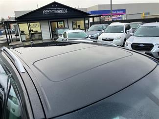 2019 Nissan Pathfinder - Thumbnail