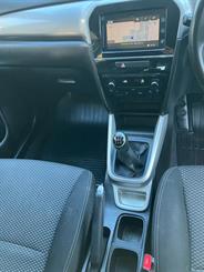 2017 Suzuki Vitara - Thumbnail
