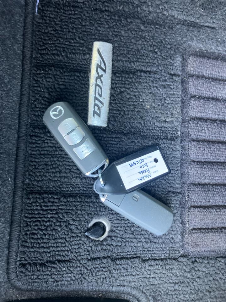 2010 Mazda Axela