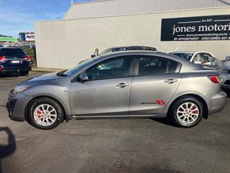 2010 Mazda Axela - Thumbnail