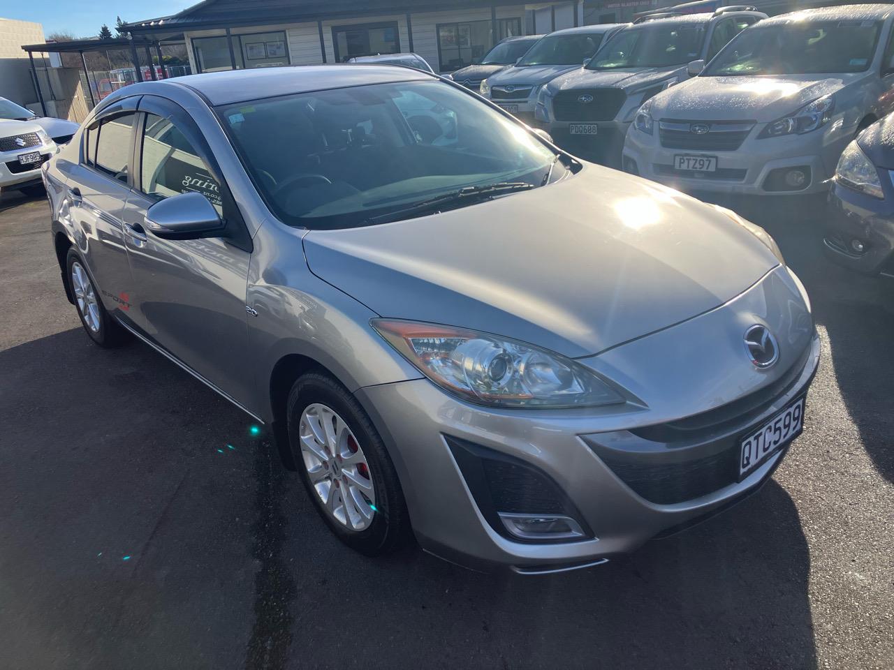 2010 Mazda Axela