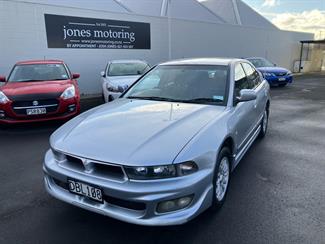 2005 Mitsubishi Galant - Thumbnail