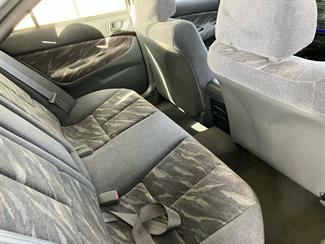 2005 Mitsubishi Galant - Thumbnail