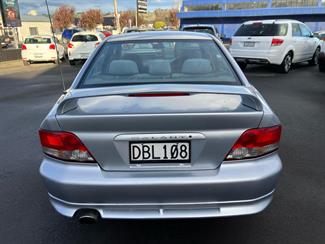 2005 Mitsubishi Galant - Thumbnail