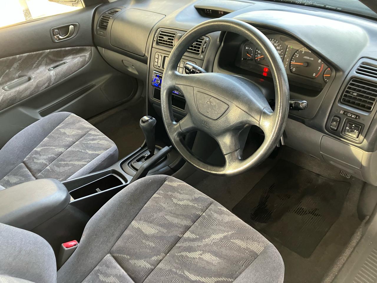 2005 Mitsubishi Galant