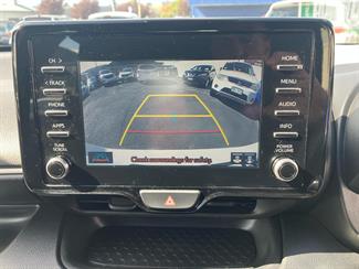 2020 Toyota Yaris - Thumbnail