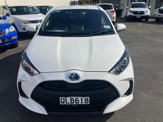 2020 Toyota Yaris - Thumbnail